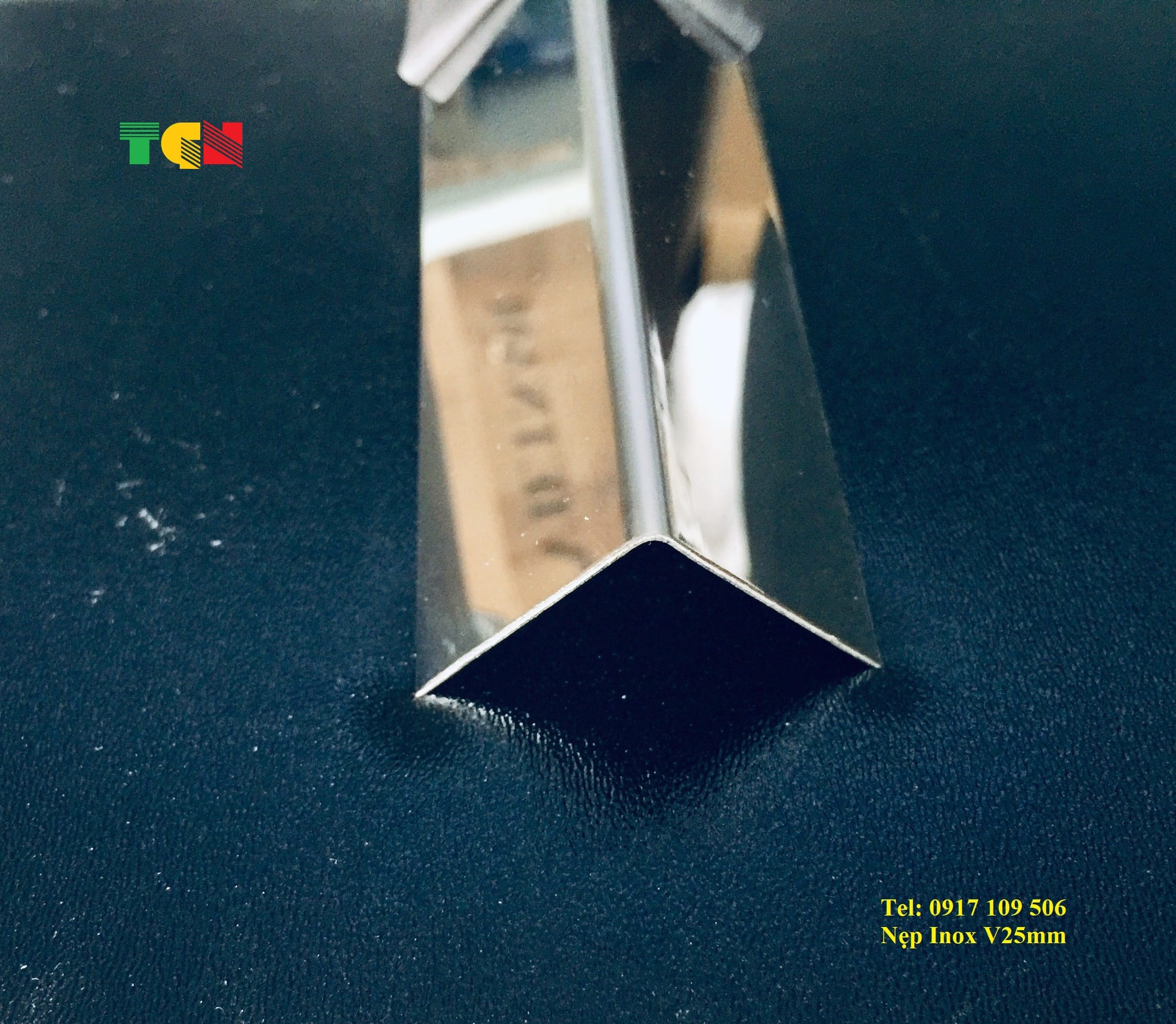 Nẹp Inox V25mm Trắng Gương CR