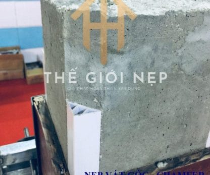 Alternative view of Nẹp Vát Góc KT42-W