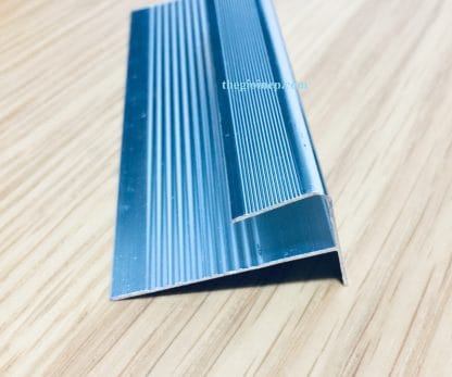 Alternative view of Nẹp Nhôm Mũi Bực Cầu Thang Màu Inox