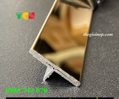 Alternative view of Nẹp T20mm Inox Vàng Gương