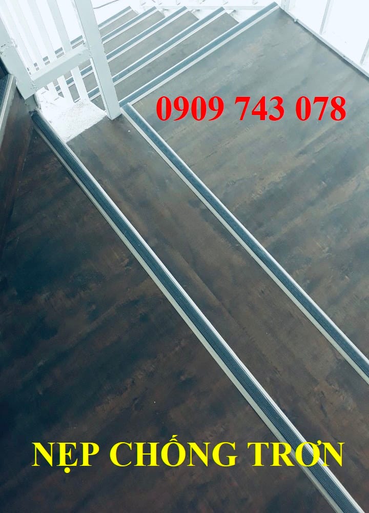 NẸP NHÔM CHỐNG TRƠN NLP20